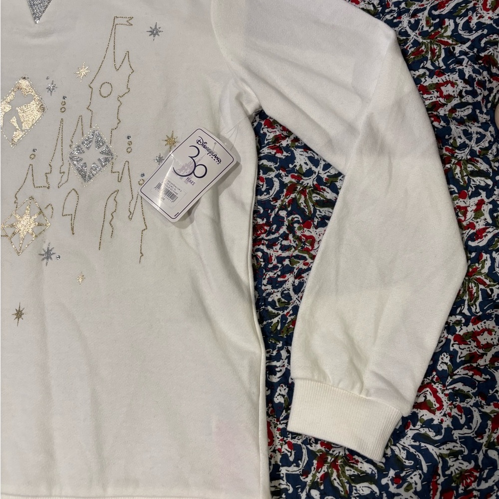 Disney Paris Sweatshirt - Picture 4 of 10